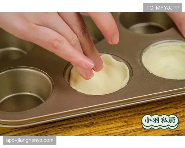 拉皮诺退役后还在晒百万豪宅早餐？