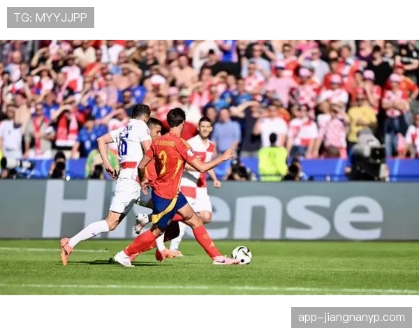 亚马尔连续强强对话撕开防线，边路爆点角色愈发关键